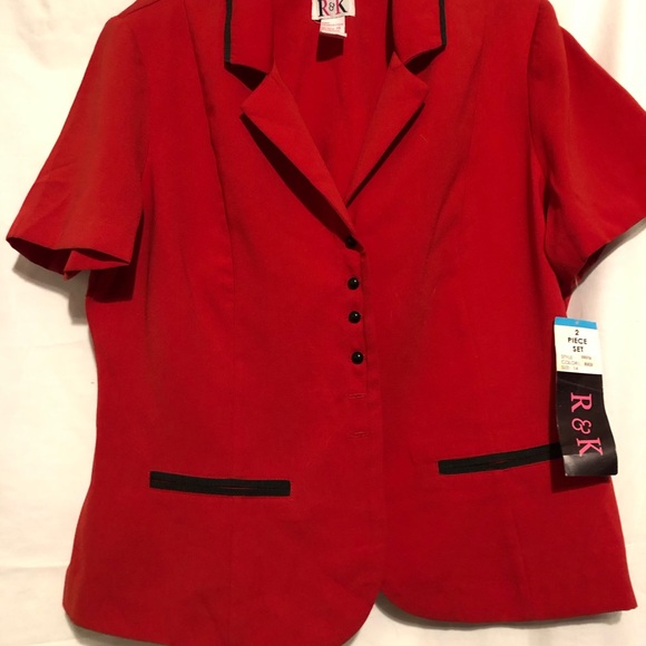 Jacket - red with black binding - Picture 1 of 3